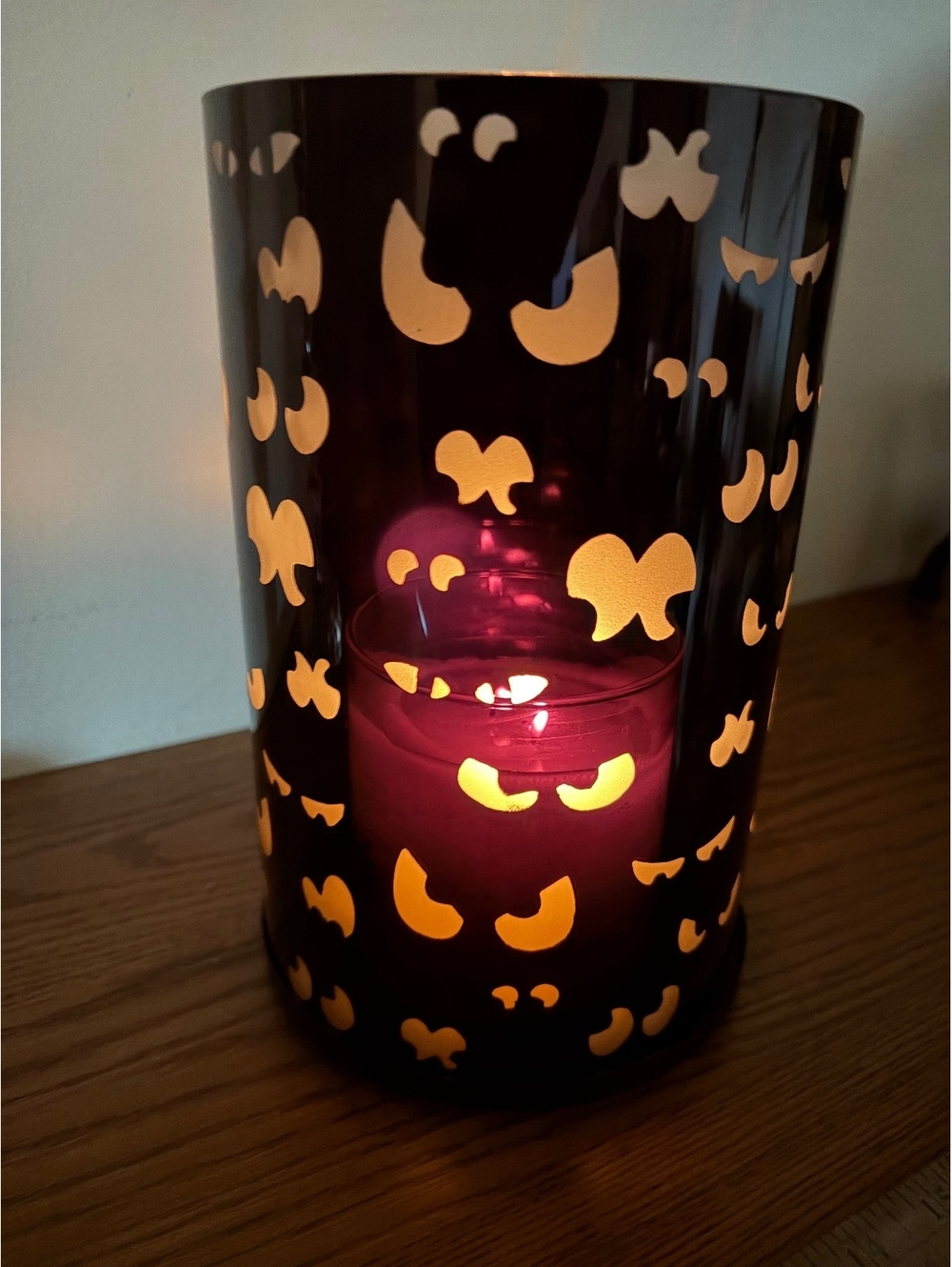 PartyLite Spooky Eyes Halloween Hurricane Candle Holder P91078 (Retired 2012)